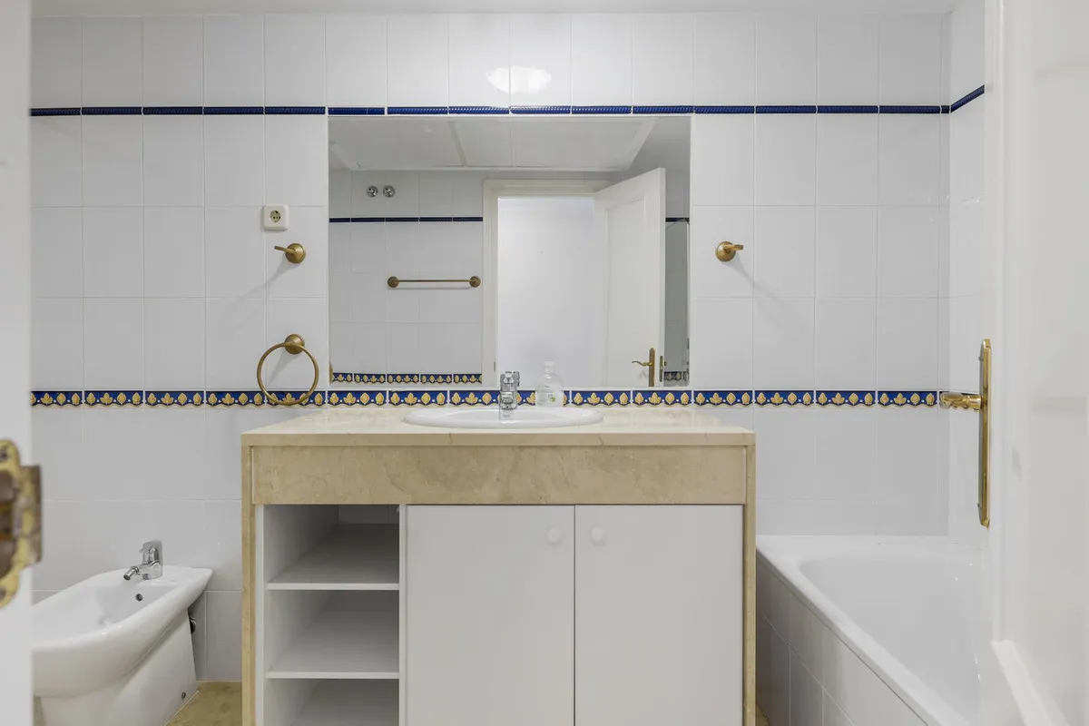 e4f409b1-aea4-436a-9df6-521df221ff72