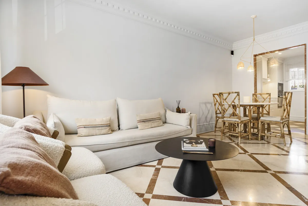 11504846-e378-449e-b0ec-f4bbb36e25cc