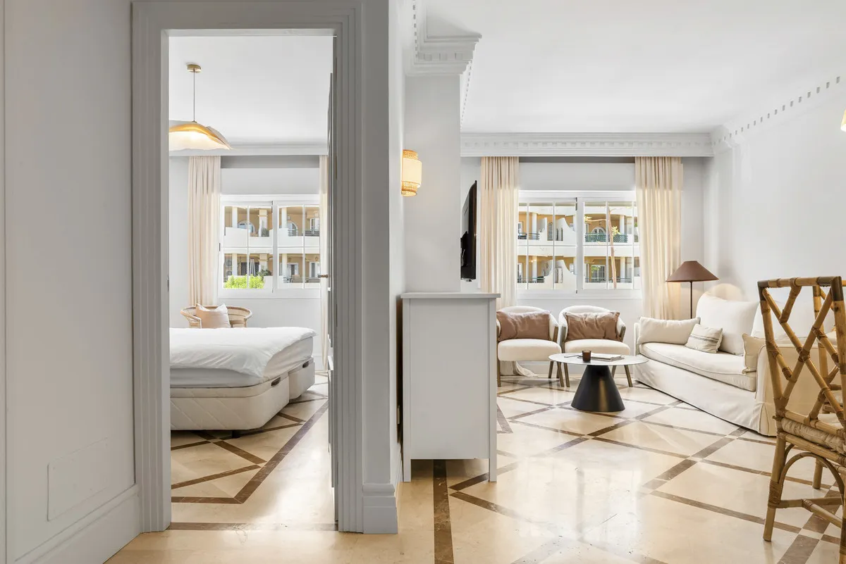 a650f437-125e-4335-987b-17395998aeb8