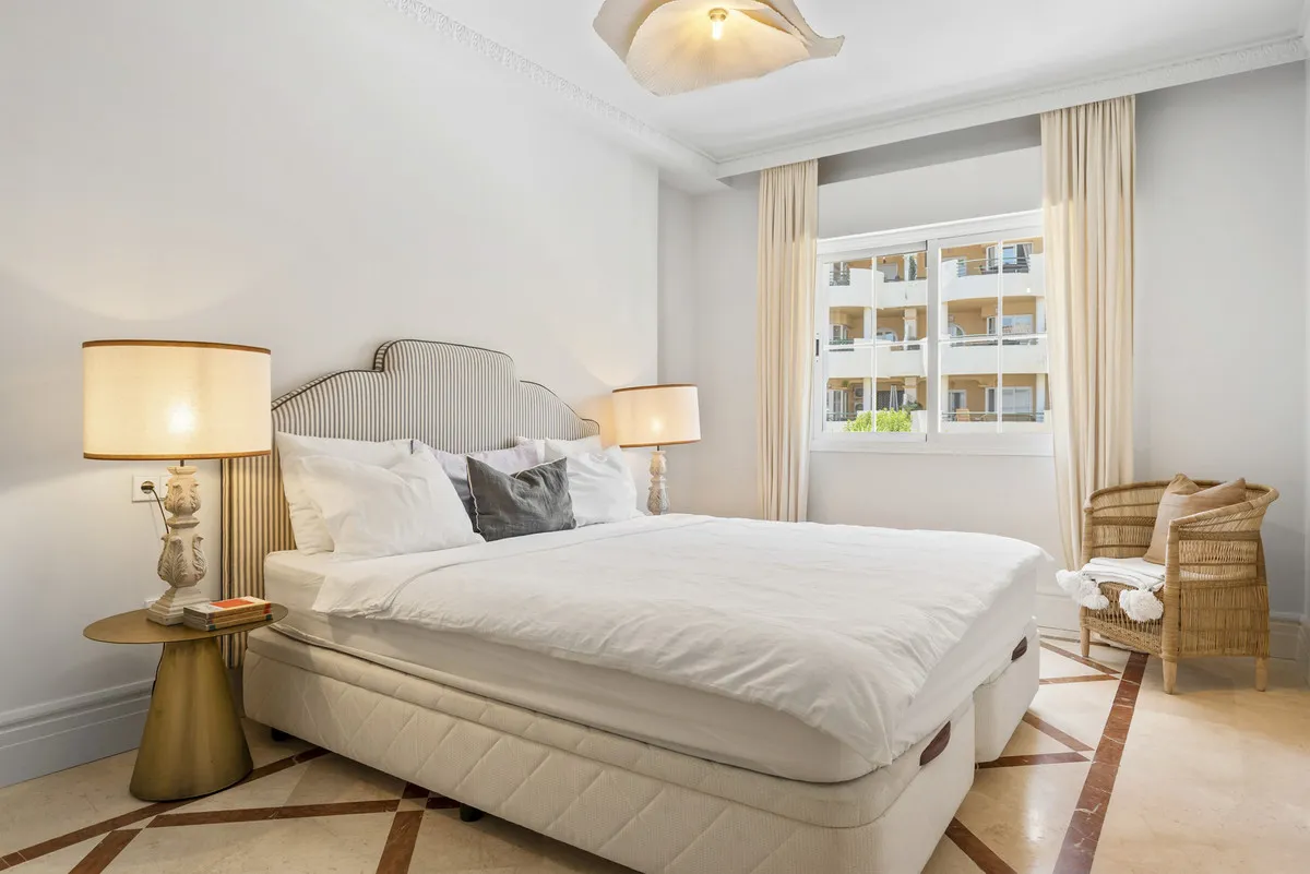 be453566-cd77-48cf-9f4a-89c069babed7