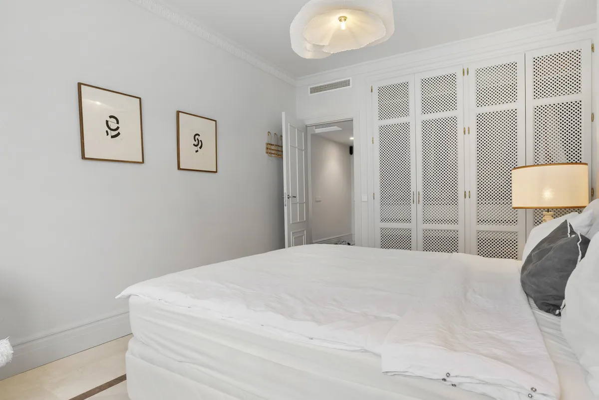 e25d2bd0-5865-4bfa-9cf1-a6d25abd864d