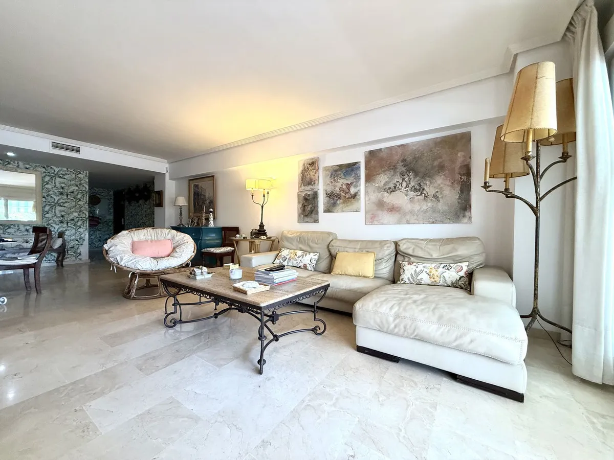 031365c1-777a-43ba-ba6c-eeff774575b9