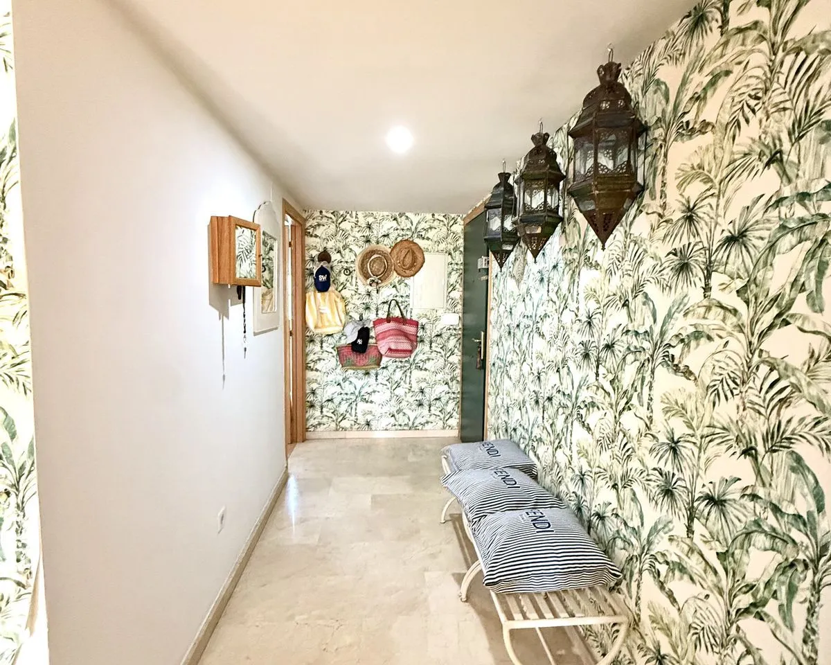 09495745-6eca-4bd4-b1c2-f93c104872ec