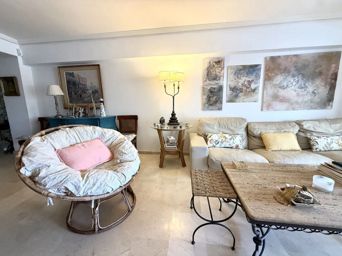 b562096f-c456-4a80-b15b-47f4b588ceb9