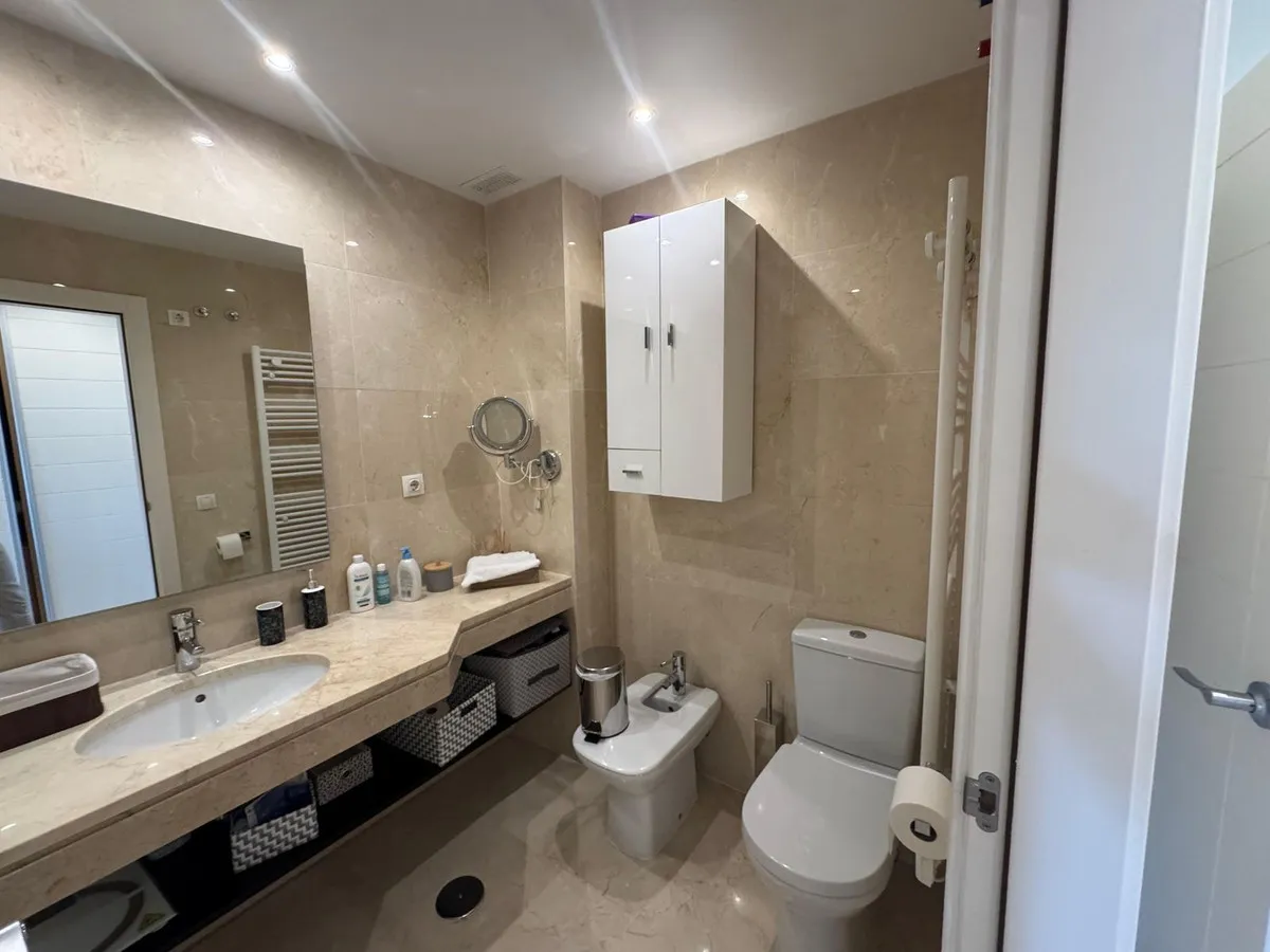 c791ef74-3793-409b-bafc-572348f6dcdb