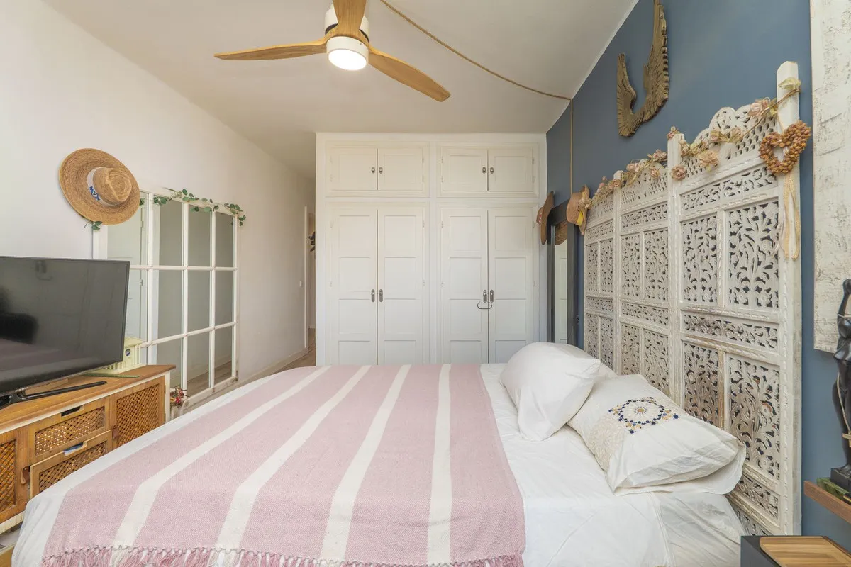 b6268eae-e324-43e9-8008-94ca4e260d15