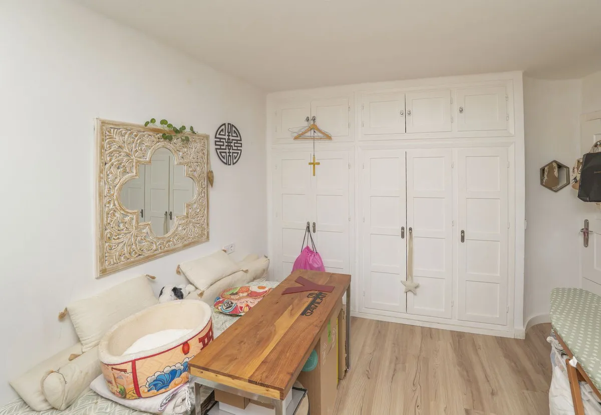 e7f48866-142f-45a5-9497-039edb4c50de