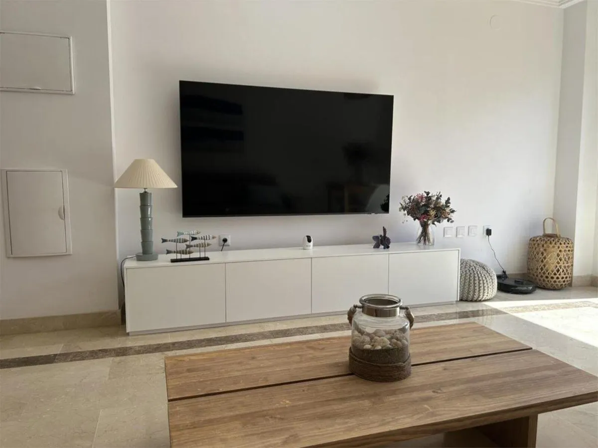 d509a0f1-c7b8-4e49-b29d-0423f0335759