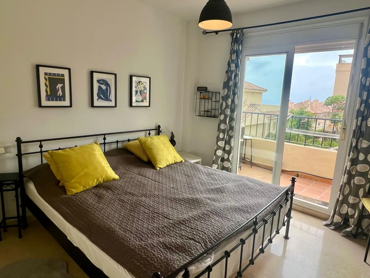 1063e318-b030-47bb-97c2-ecdbcc6f44e7