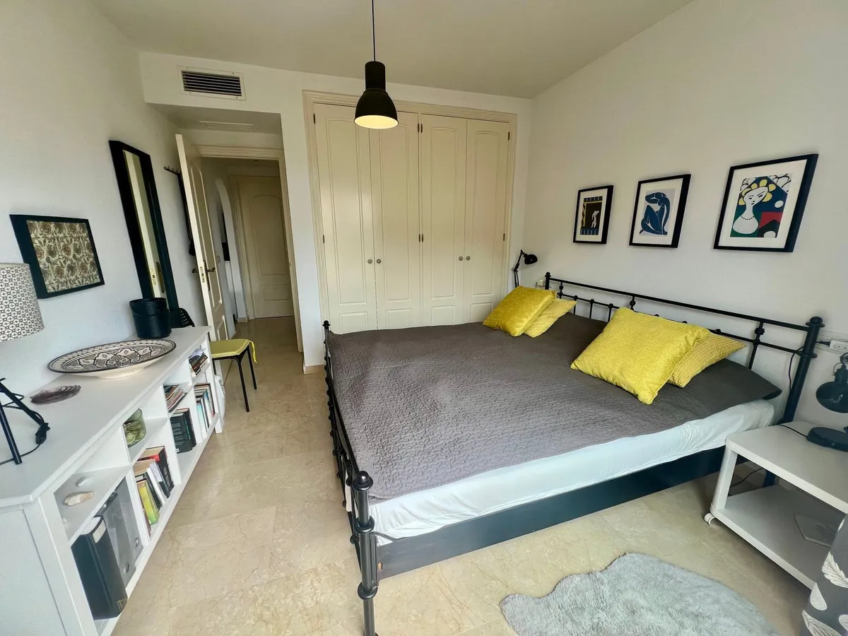 2d291d74-25d0-4469-a261-f7b5e6a40641