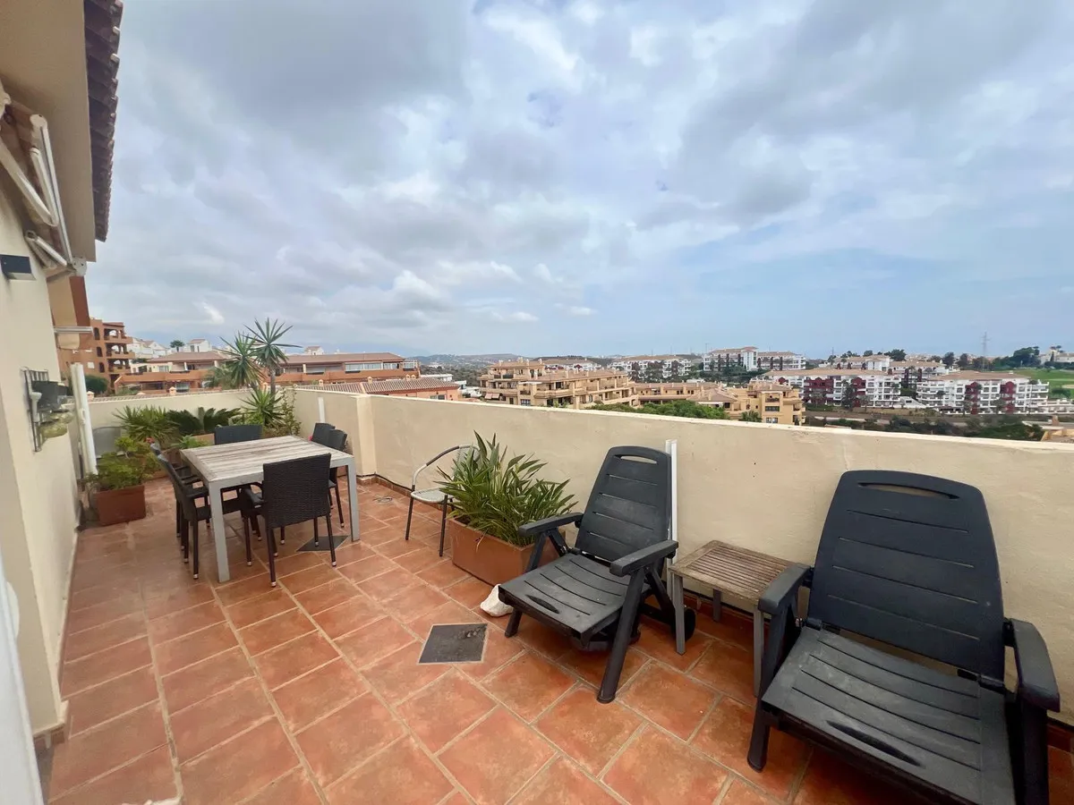 6e898bfd-c9cb-41f6-8efa-009d0d252ecc