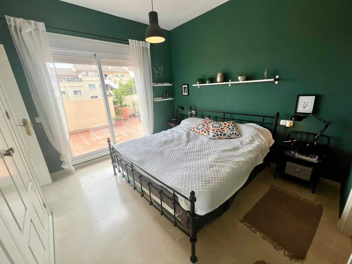 f7943b70-05dc-44aa-9e44-238d53dc8aaa