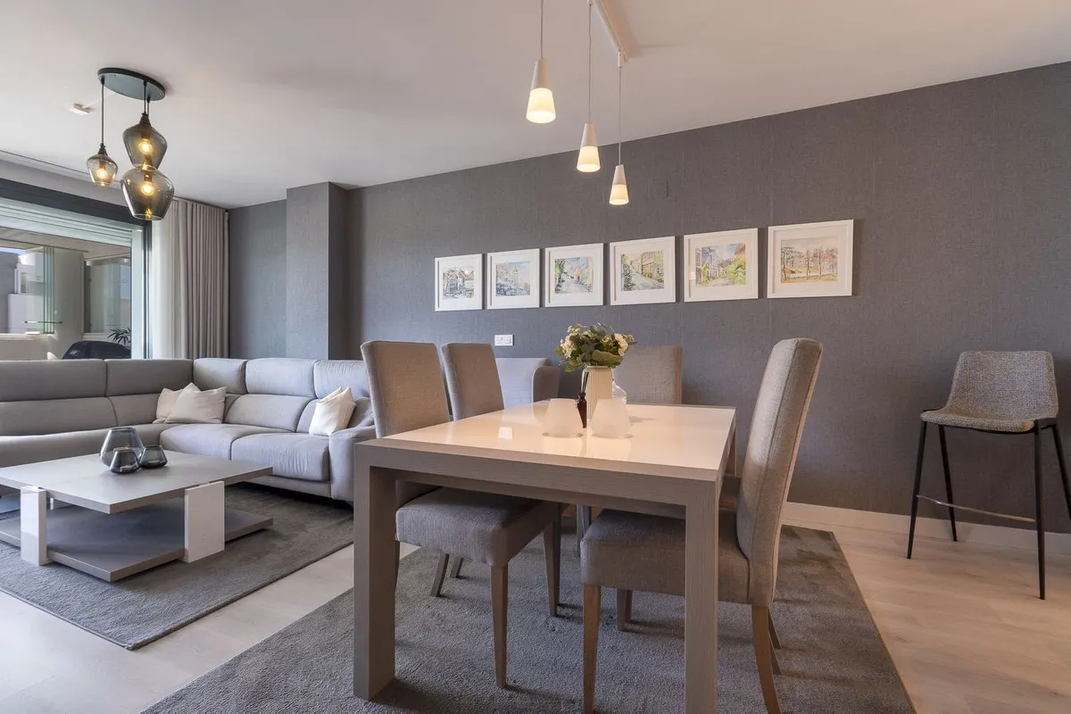 22cc95cd-8730-4884-86e6-5182094f61ac