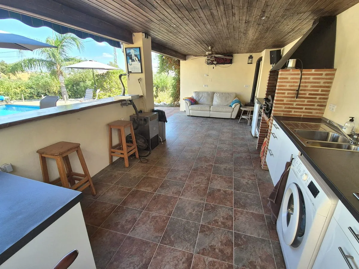 170f7f5f-9647-44b4-a316-a6523a335bf3