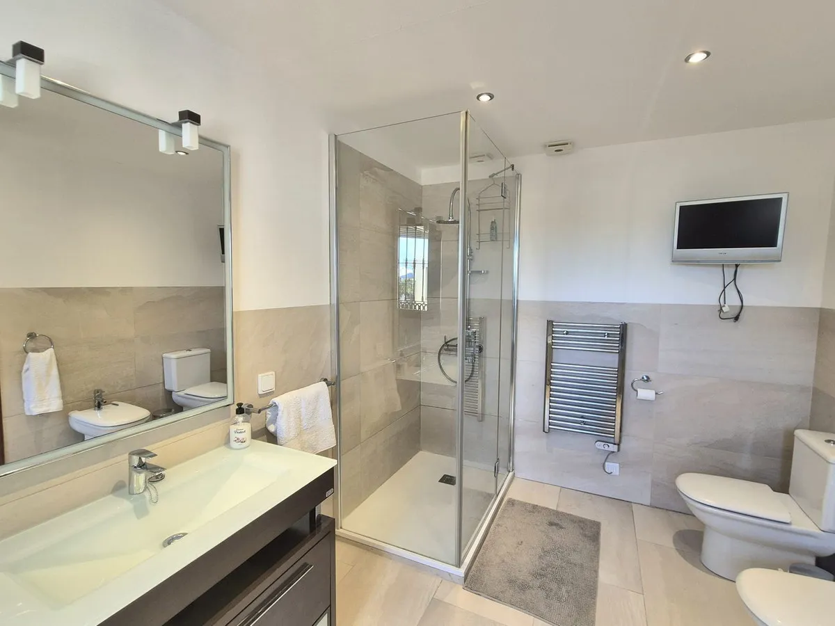 186048c1-8c53-4766-9b61-a9c5b66226f7