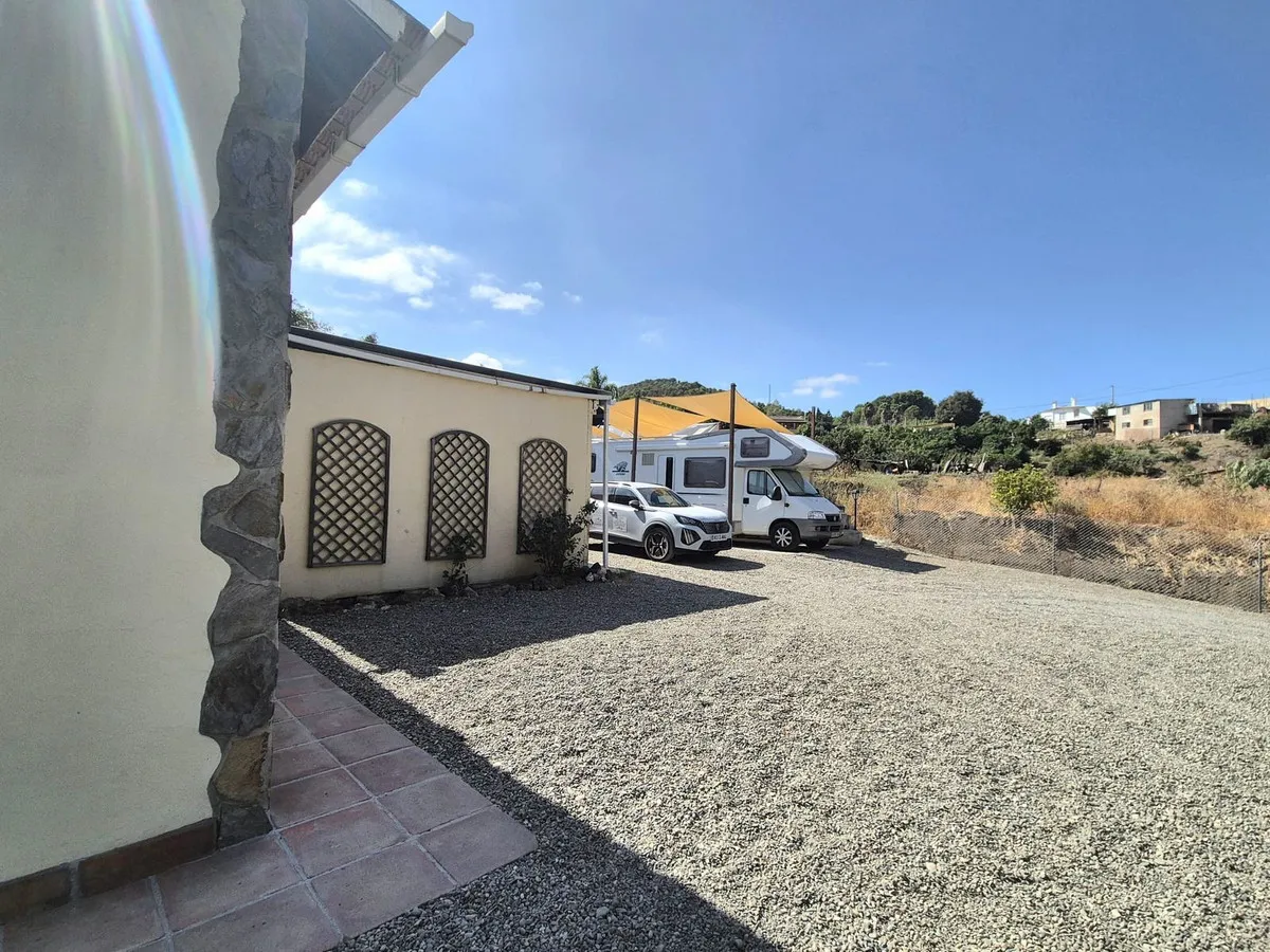 c4ab2484-70be-404a-be2b-be8eb0a71069