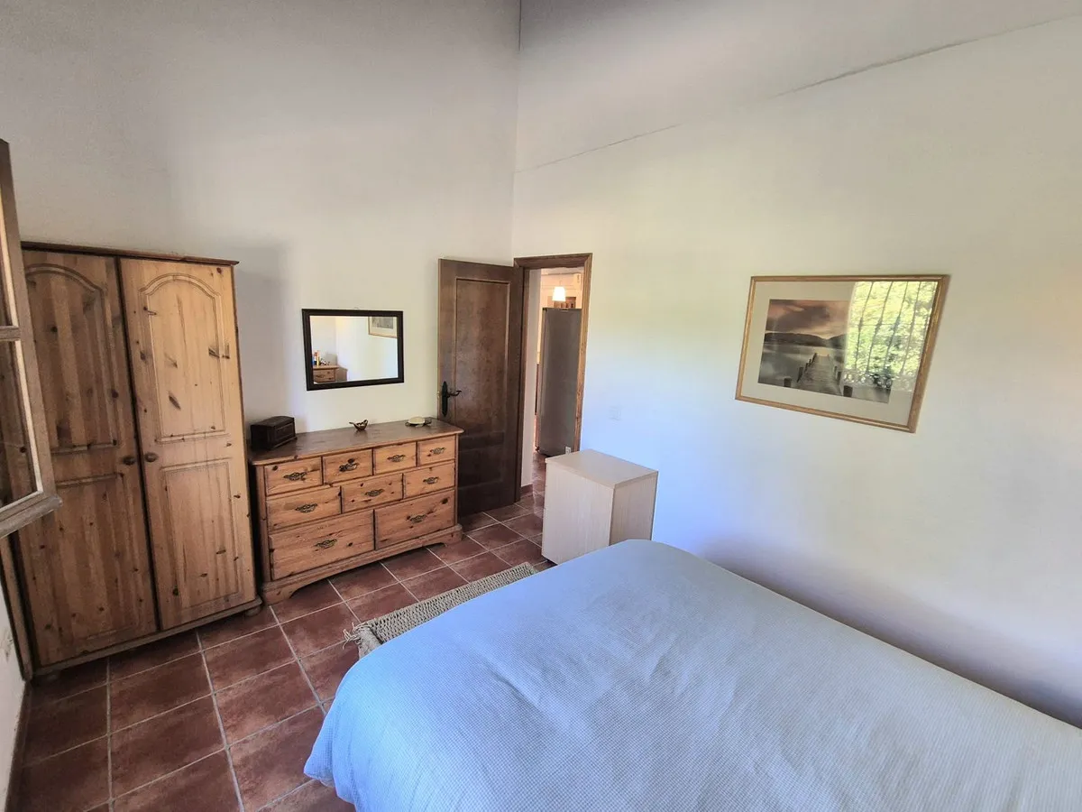 dfd4301e-6276-4c5b-bfd6-f2097b27268c