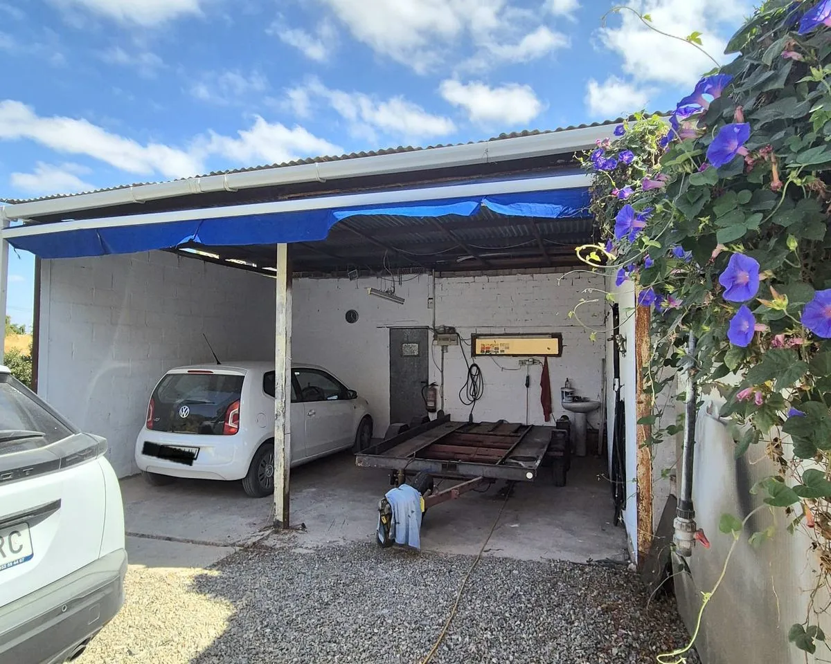 e40e305b-524a-4bb9-aa64-5e94ec3a5996