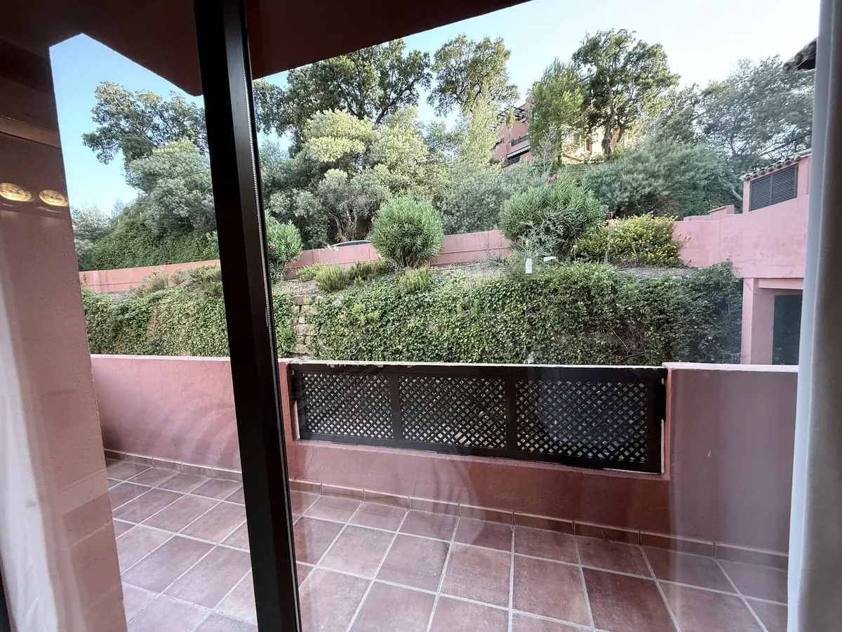 23e70941-b8fc-410a-9838-50b8279b3d1e