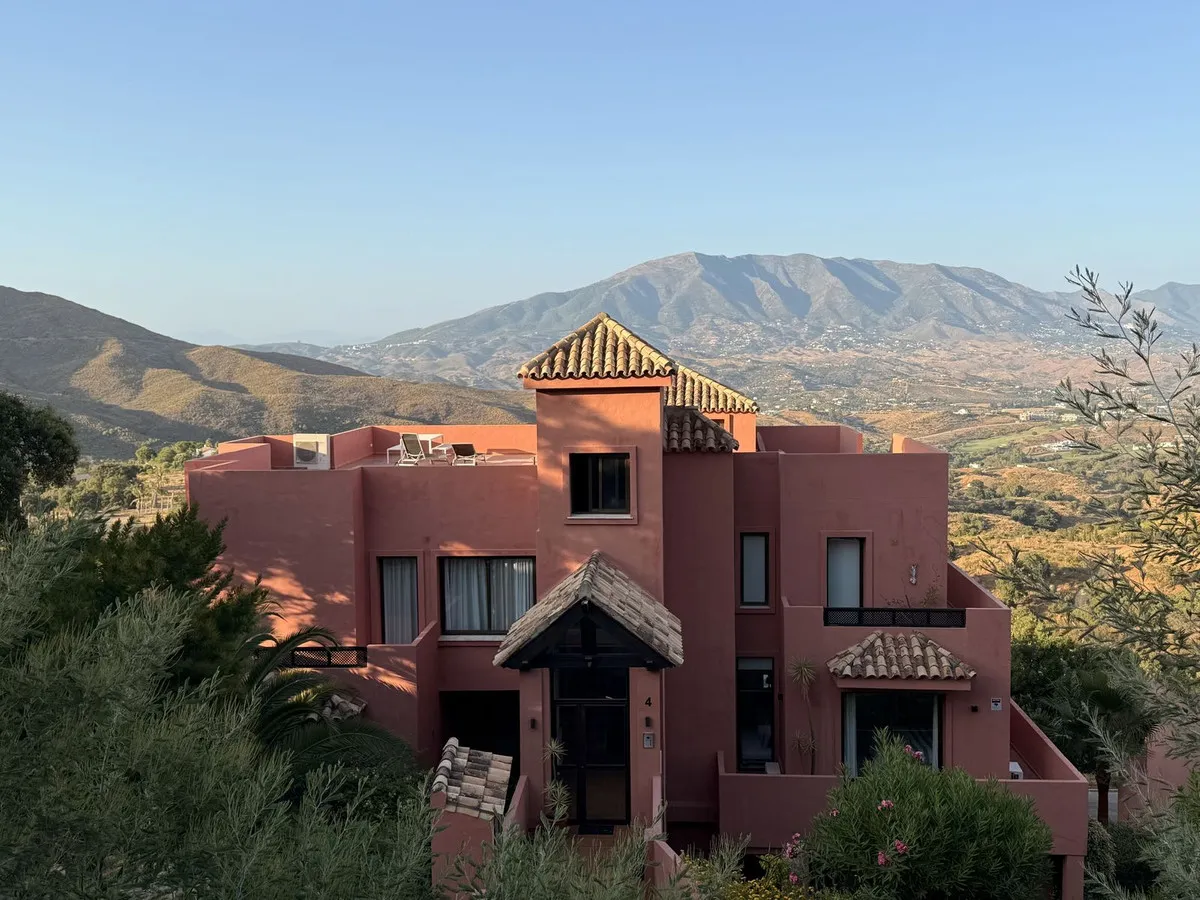 99fd4c46-60ef-408c-aca6-6f27c125fff9