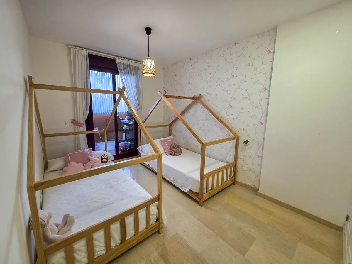 08e97eb8-7158-40ef-b49c-76bcb41fd163