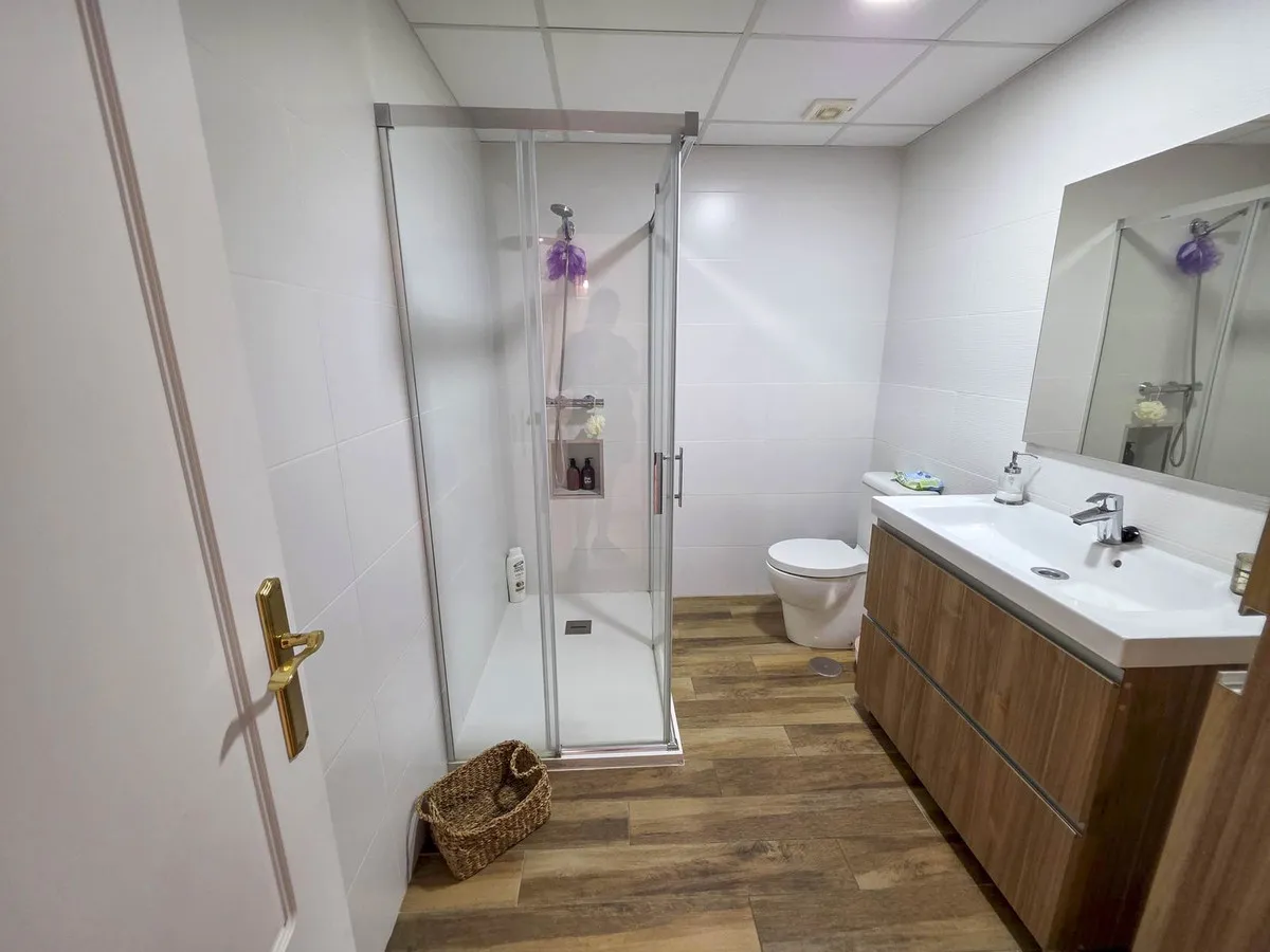 0ea5fea7-97f0-46a6-b5de-522d0403d22c