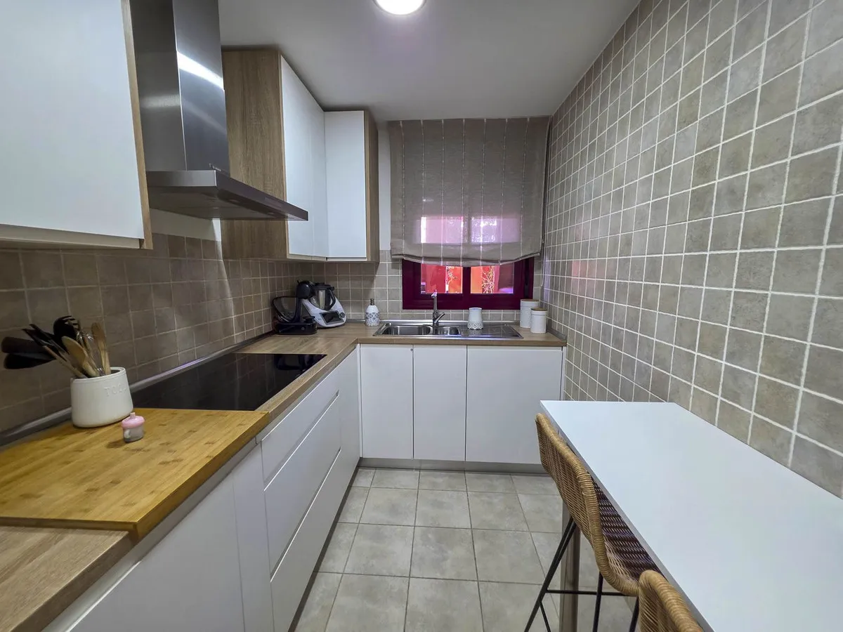 320943a4-5426-4707-b8c6-1052f8229a4a