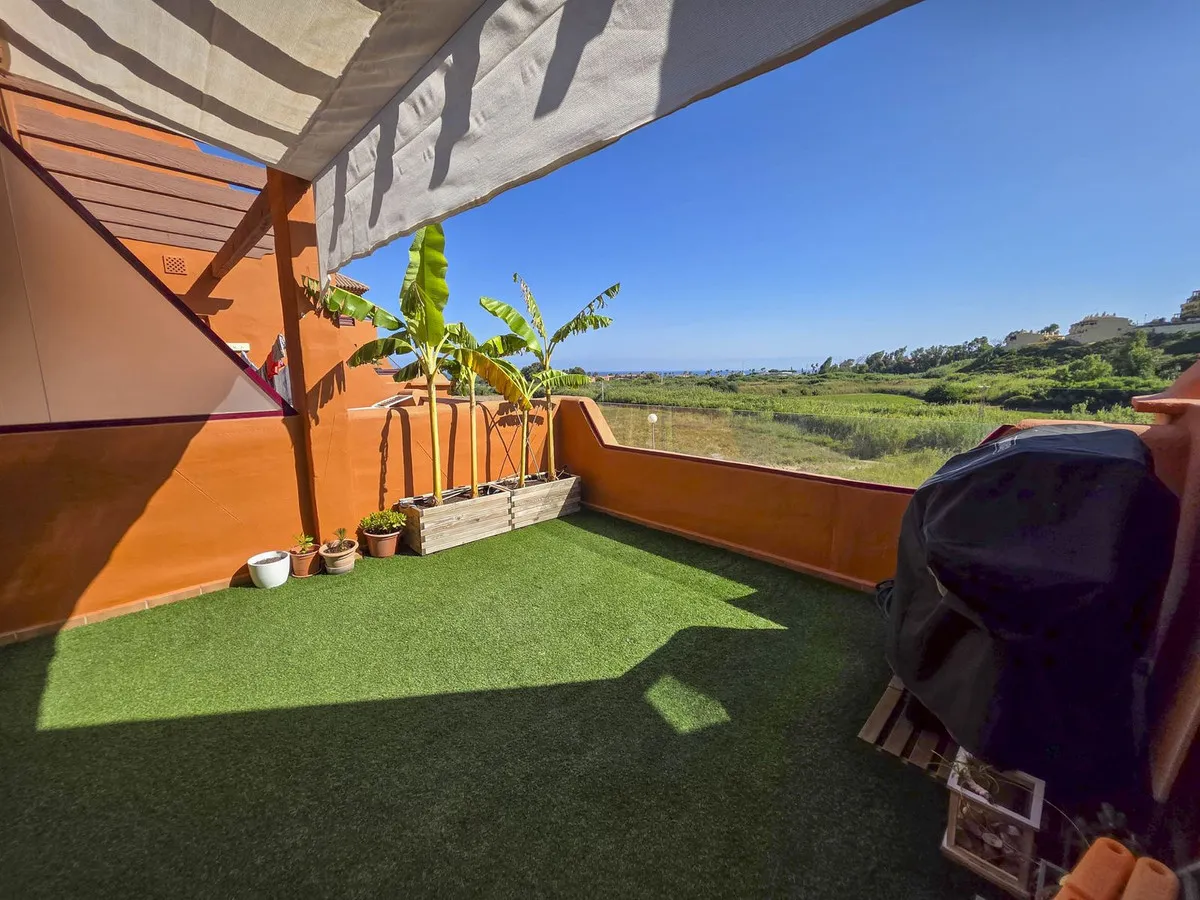 40a88d8c-bfa5-4b46-a6b2-aac0165e1dd0