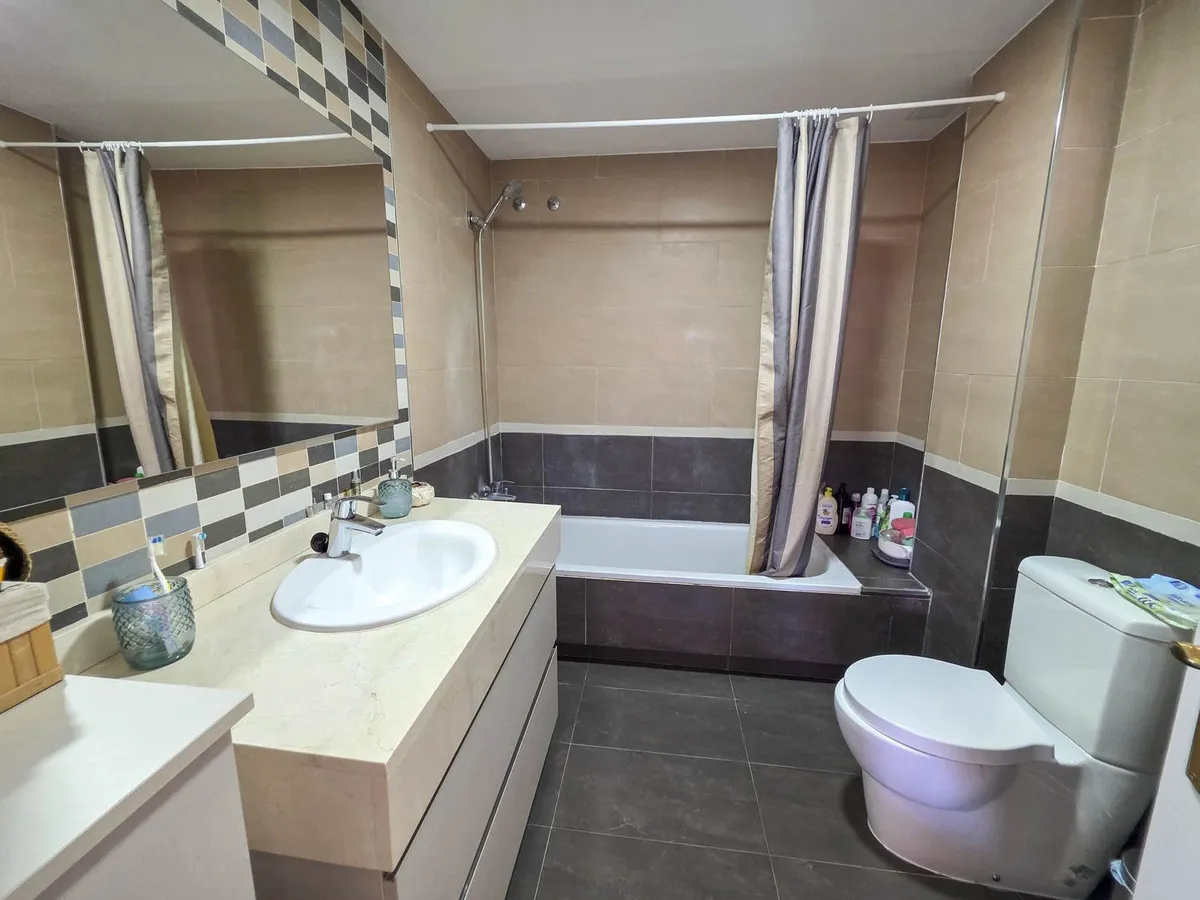 5ceca8ff-cc1b-4fe8-b412-142566ec47f0