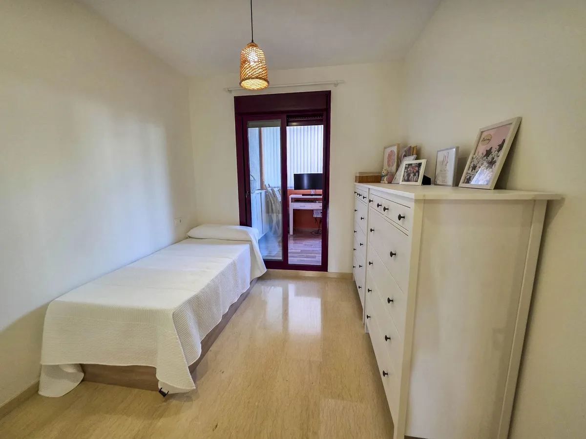 63ef9bc0-a49d-49d4-ab88-0e41e94de71f