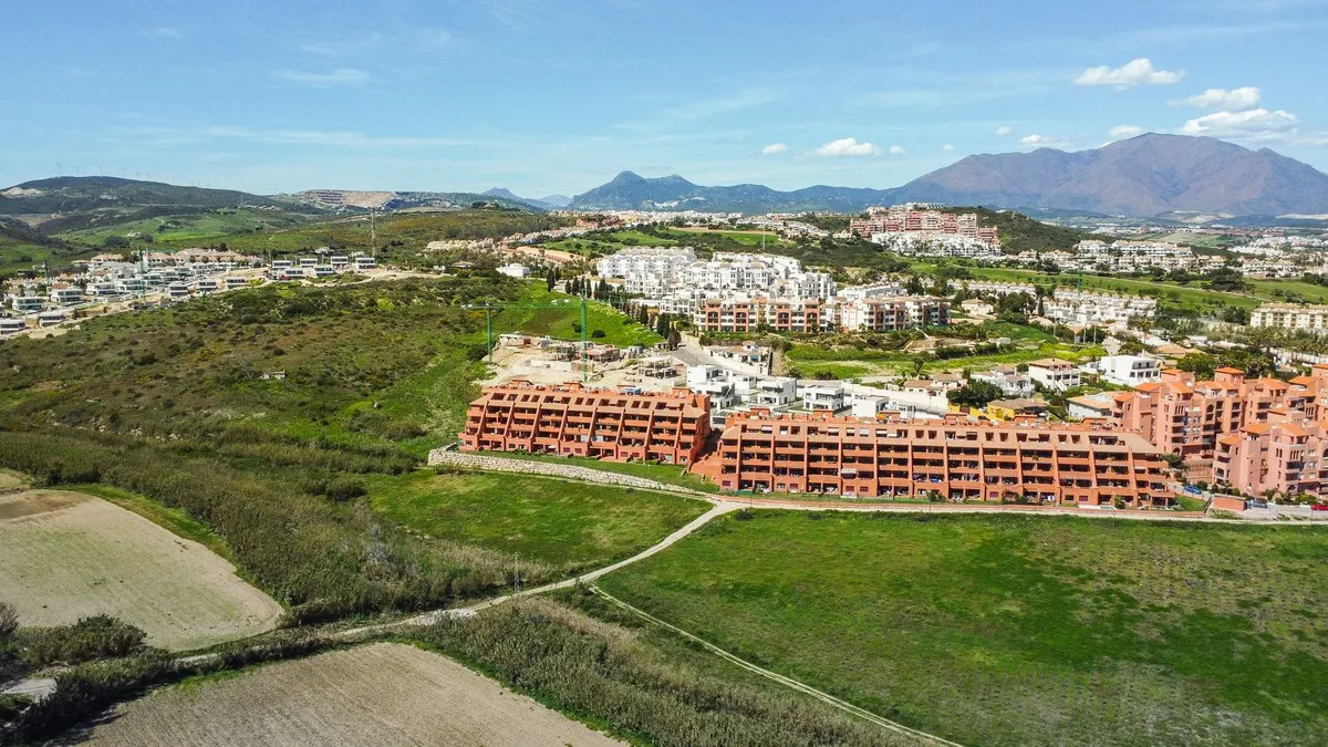 9e37e448-204b-478f-be7b-7a58fbd86a25