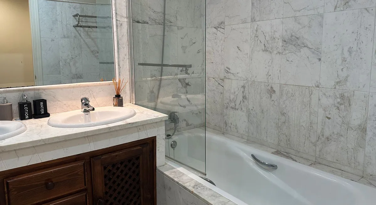 1f757c75-5967-4195-98ab-bfef45bd2dcf