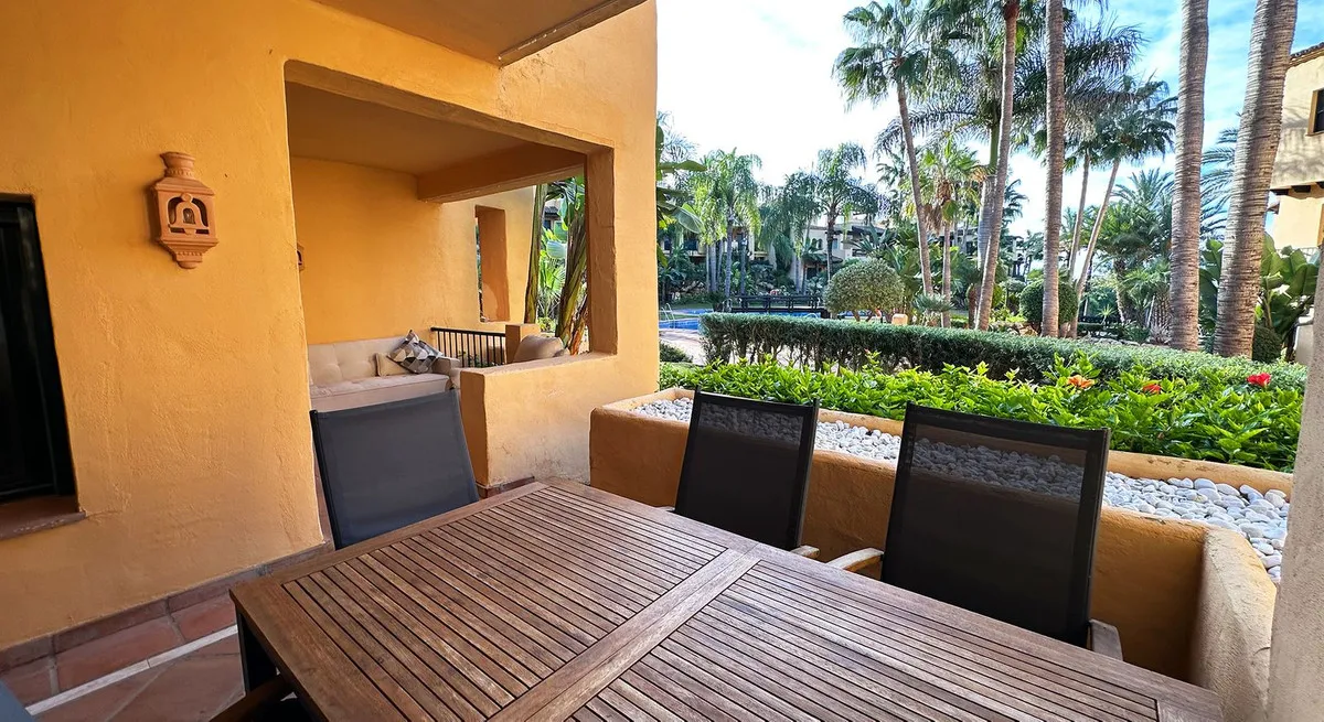 246e8375-bfc3-47e6-8ea9-55b208ef3f7c