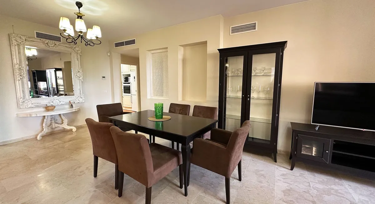 5bfd2364-e7d0-4a48-bc2c-ac0e6ff037cf