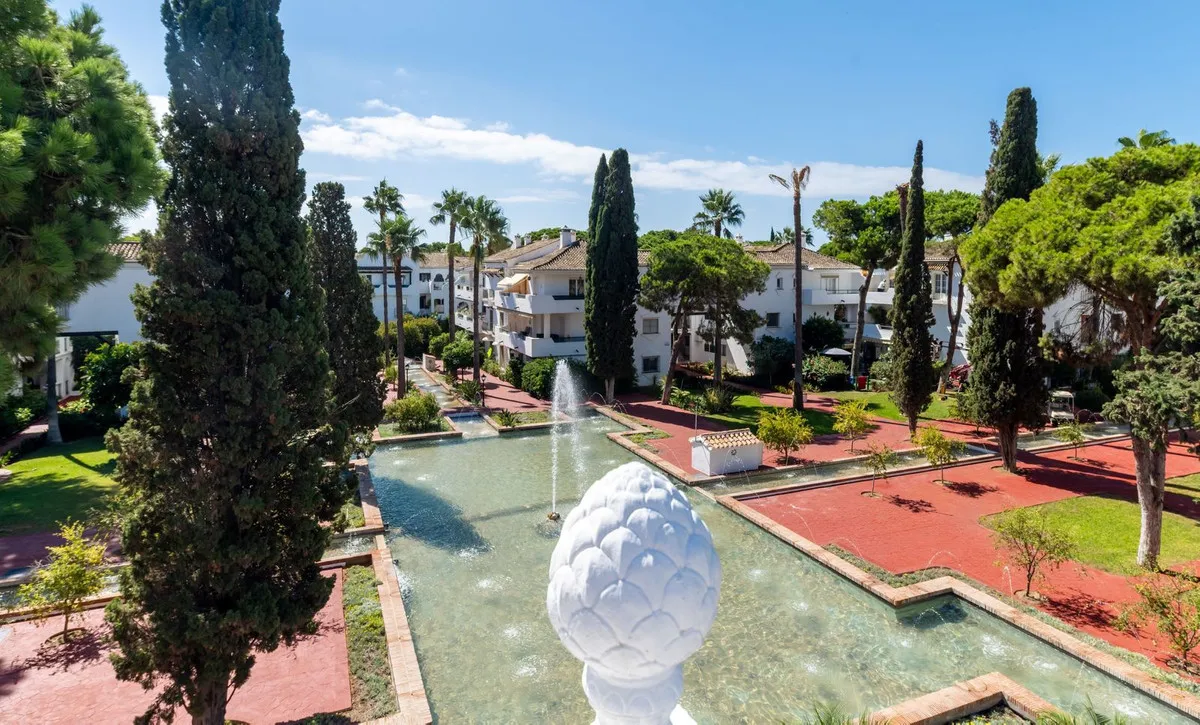 e54b4e46-f342-49a9-8d3f-bb8d1d5949eb