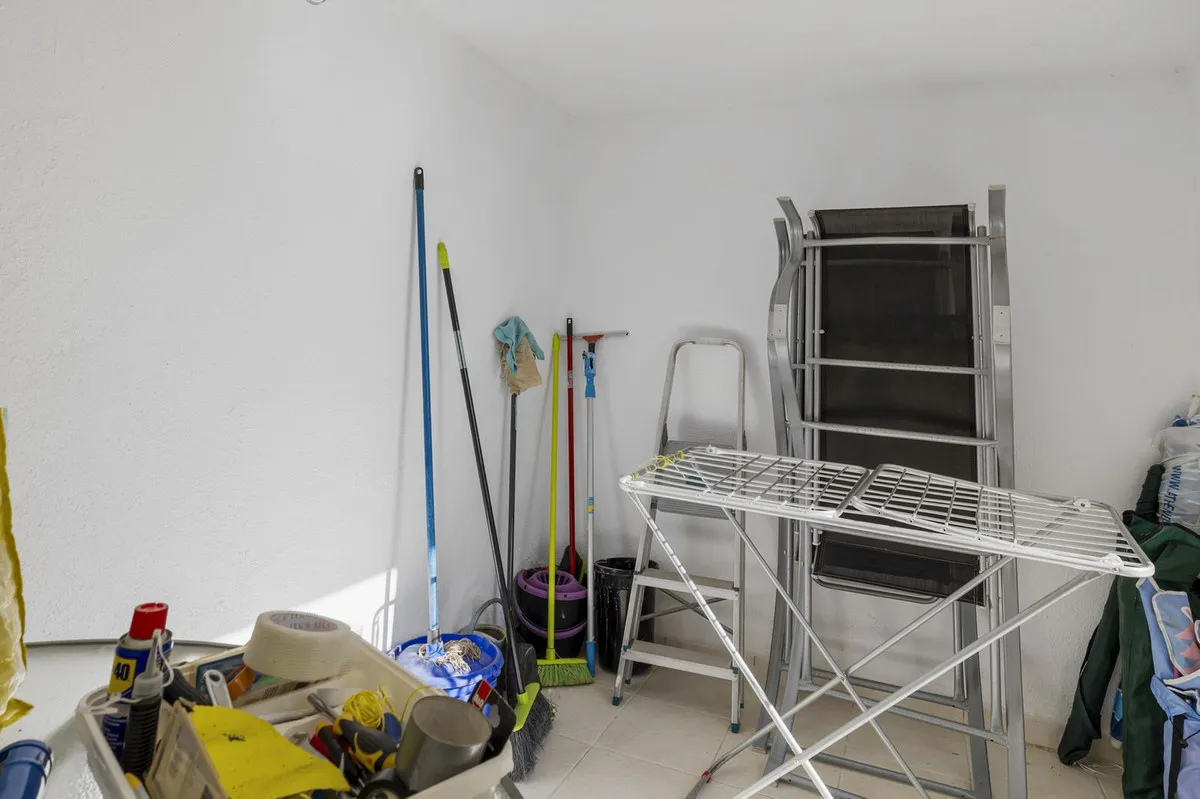 4e6d45e6-7518-4e66-88a9-b9ae8aea2152