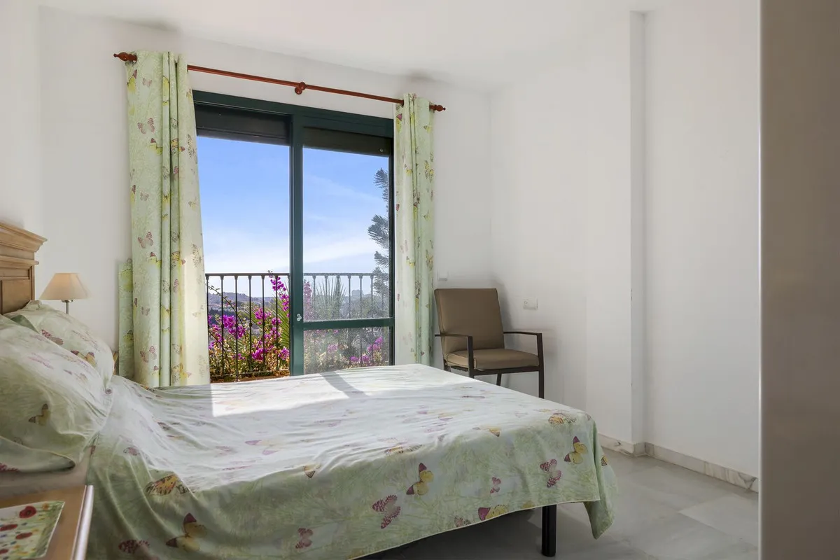 53a53a34-8bab-4014-92e8-321b8a7b60fa