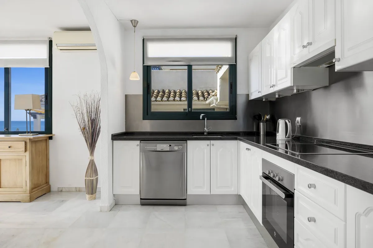 8684053d-c2c9-4841-98bb-220d3da78164