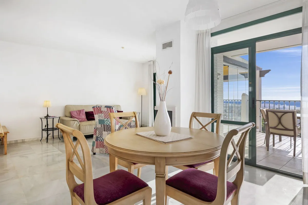 d373cbbc-010e-4014-8e79-f905ad4d6ac6