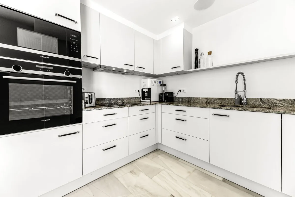 948613c5-7c0b-42d9-b3eb-418fc8f94fa2