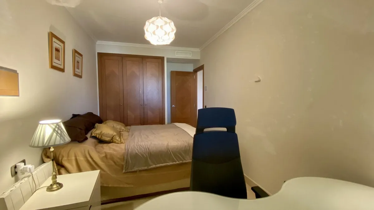 a8641c9b-9d85-4e0e-b78b-60241151b21b