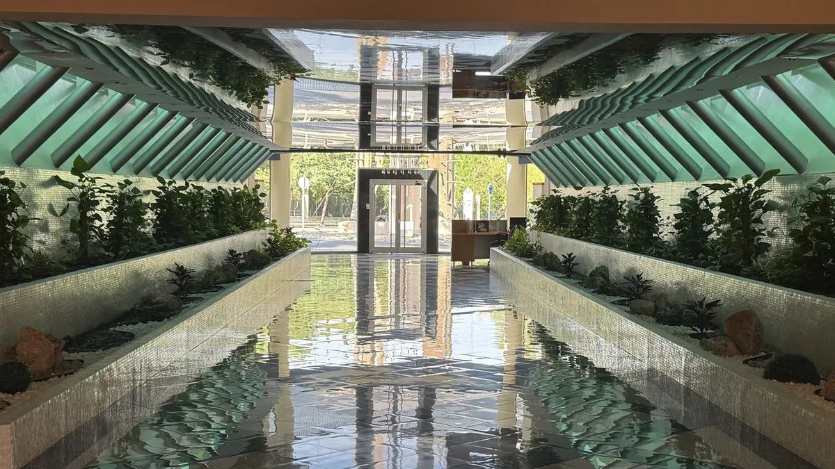 ac1c94f2-7096-40b9-b331-ec6f7bac8bbc