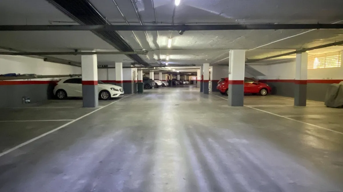 c1a47766-44f8-474c-8978-43f293e3c5cd