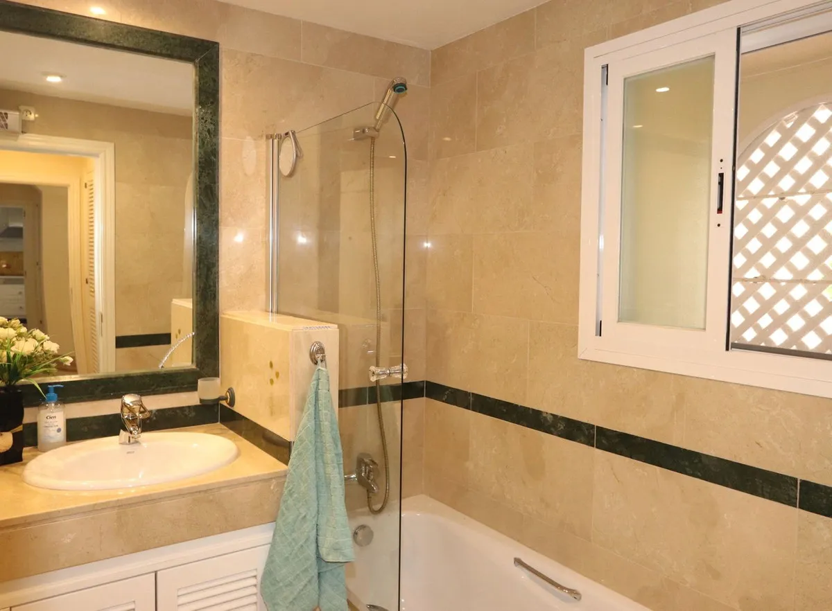 2c7938f9-78dc-4bdc-95c0-1138196c8646