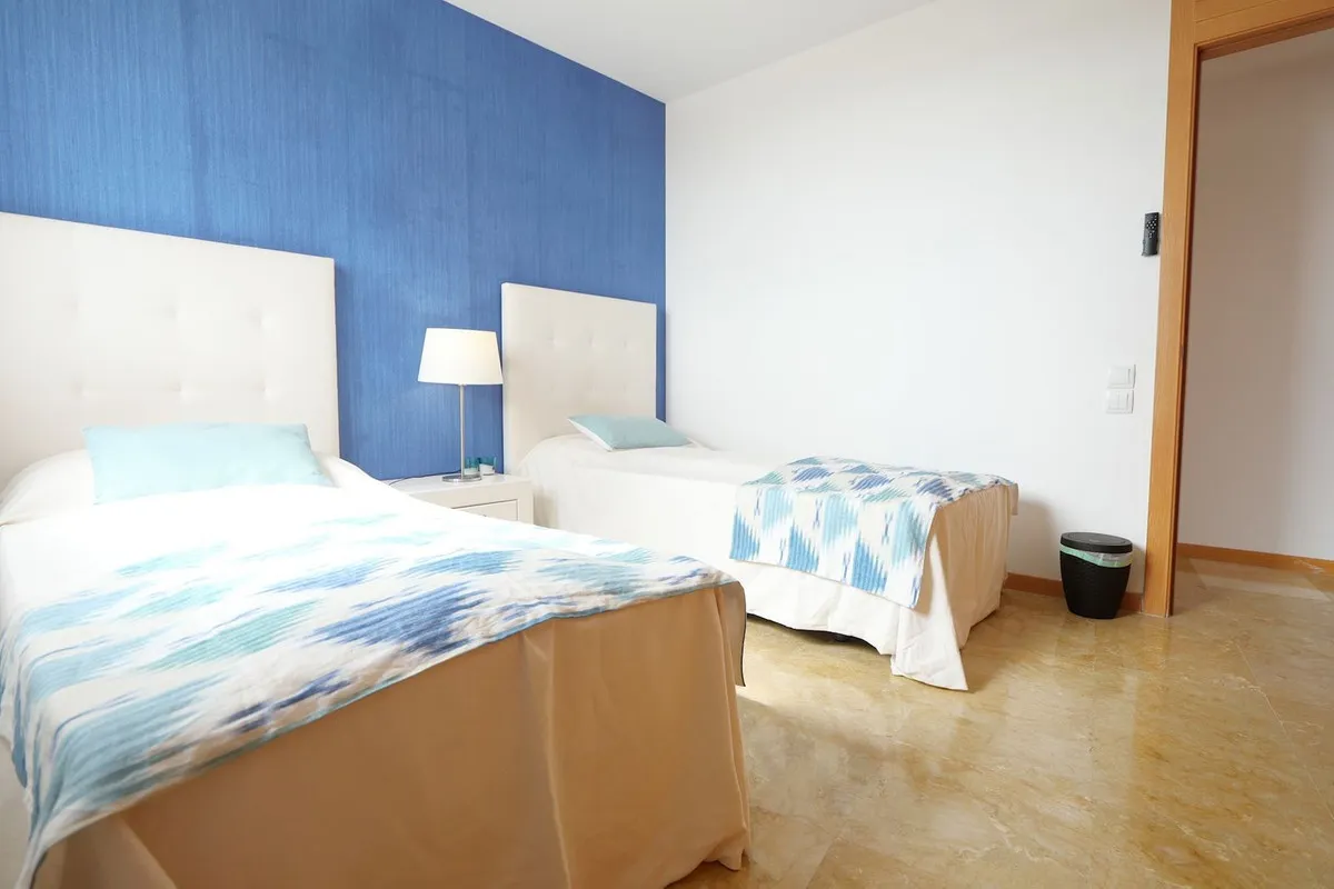 bec01234-4883-4aaf-ac85-5e8df80876ad