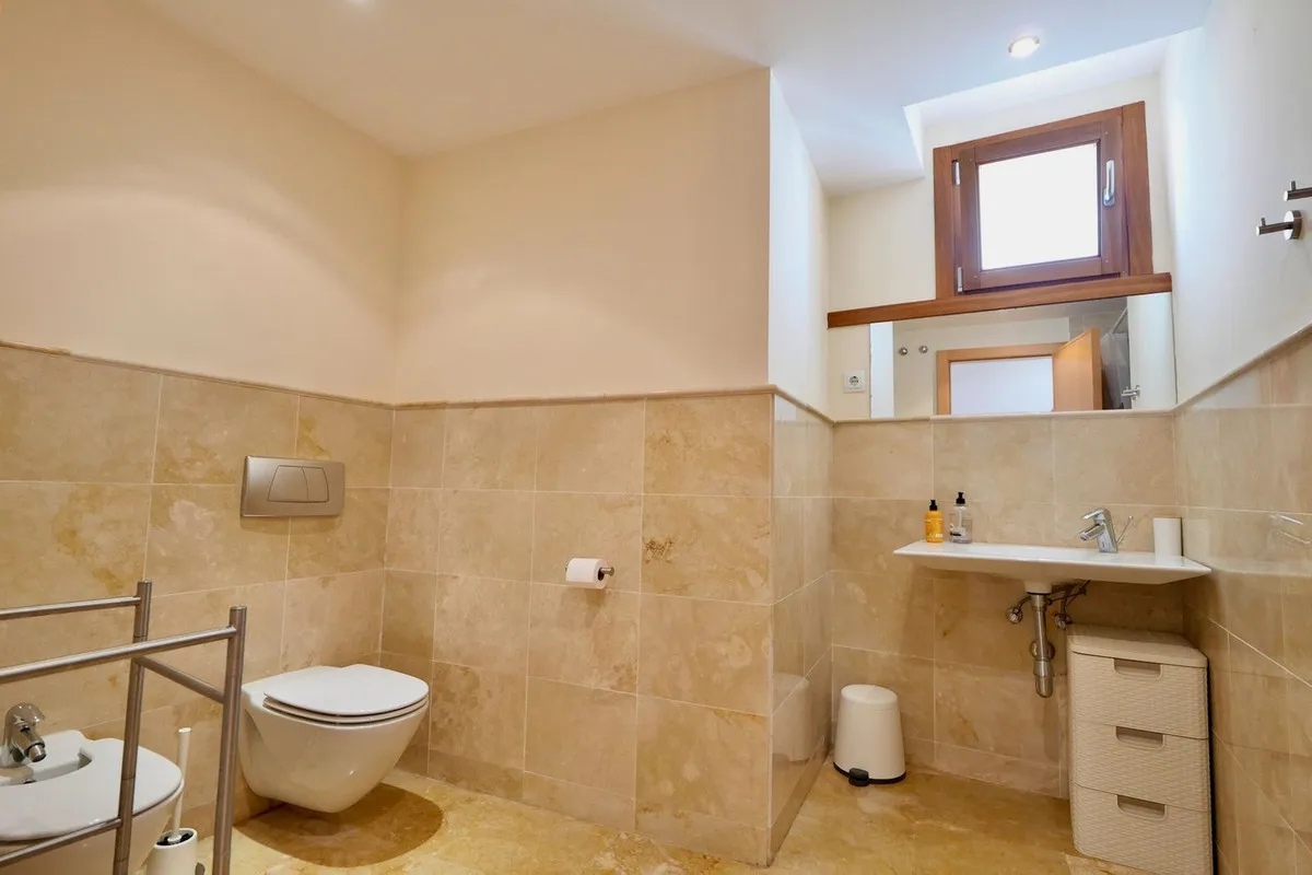 cb8ea54c-235e-4895-a066-9b1d3dfc31d4