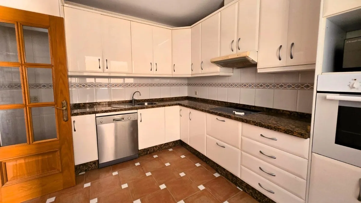 22d7ff16-75c7-47d9-ac78-9ed69c2d475e