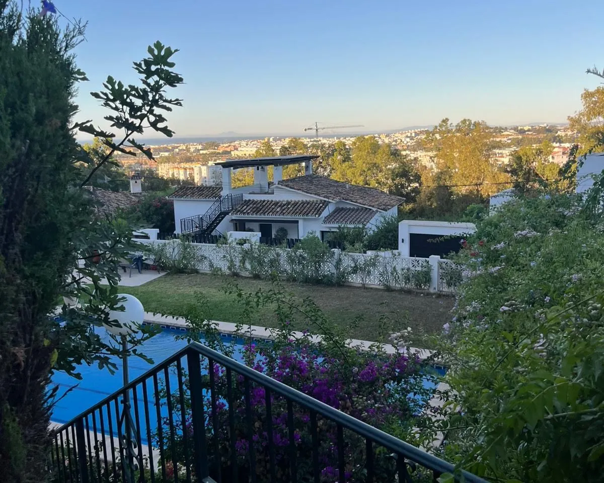 d32fb5e0-c52a-4eab-b31a-082ebe8e121a