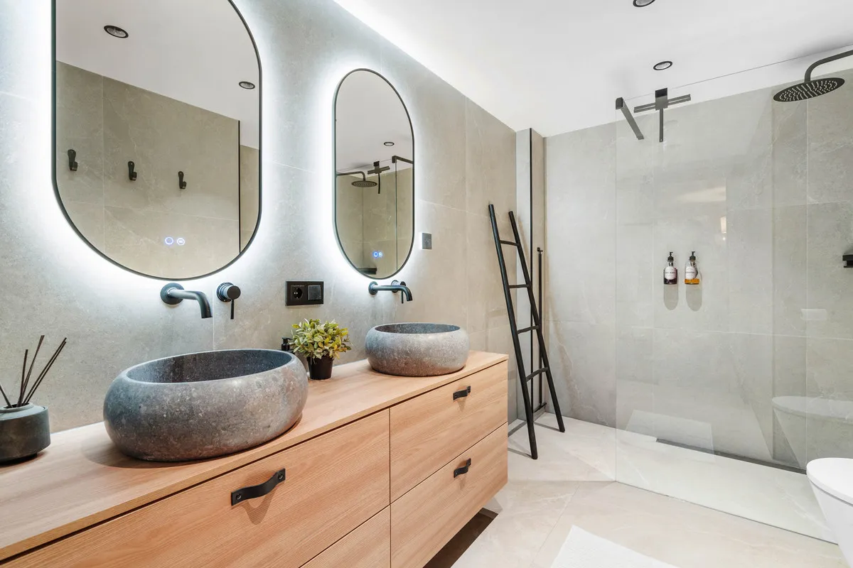 55007eb4-102a-4d22-823b-7ddefb472c30