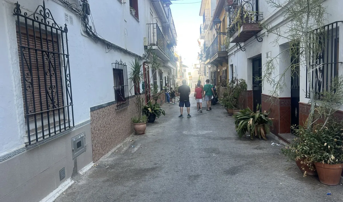 2e06d23c-c633-4222-8841-c8d7bf2f27c7